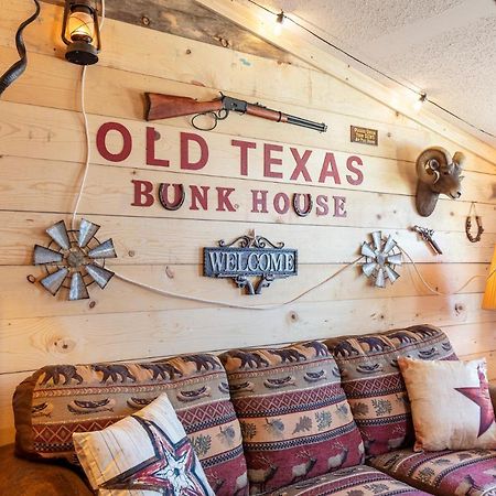 Hostel Old Texas Bunkhouse Wills Point Zewnętrze zdjęcie